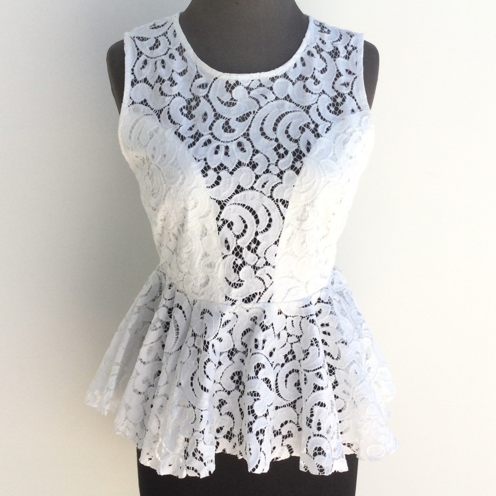 NWOT High Low Peplum Lace Top